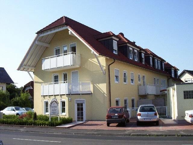 Hotel Waldeck Garni Kist Exteriör bild